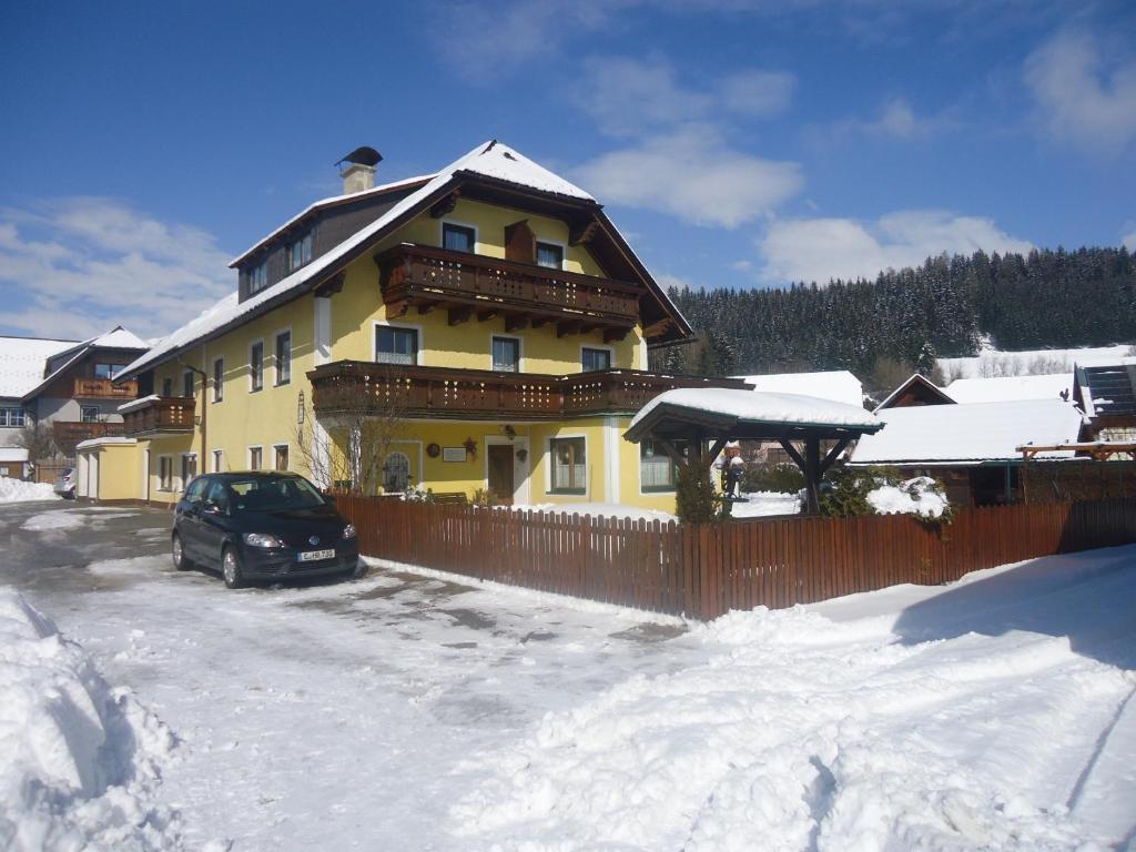 마리아프파르 Haus Dorfer B&B 외부 사진